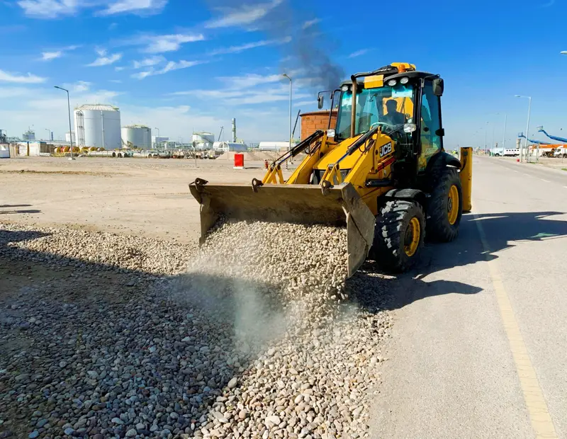 Heavy mobile equipment on a building-materials site